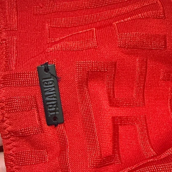 Traingl Two-Piece Swim Set - Picture 2 of 3